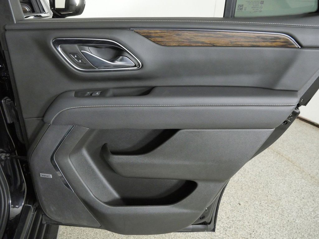Thumbnail: 2022 Chevrolet Tahoe - 31
