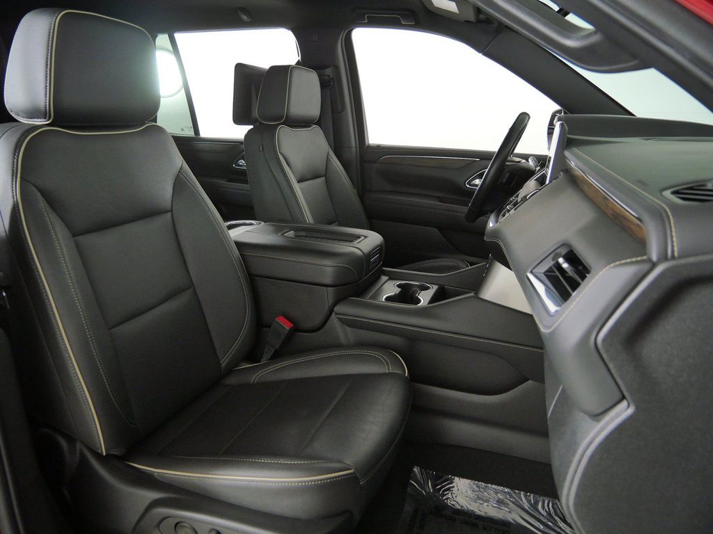Thumbnail: 2023 Chevrolet Tahoe - 11