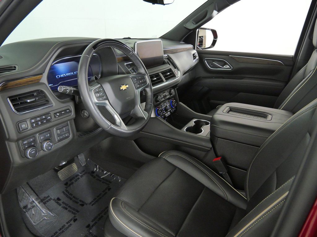Thumbnail: 2023 Chevrolet Tahoe - 9
