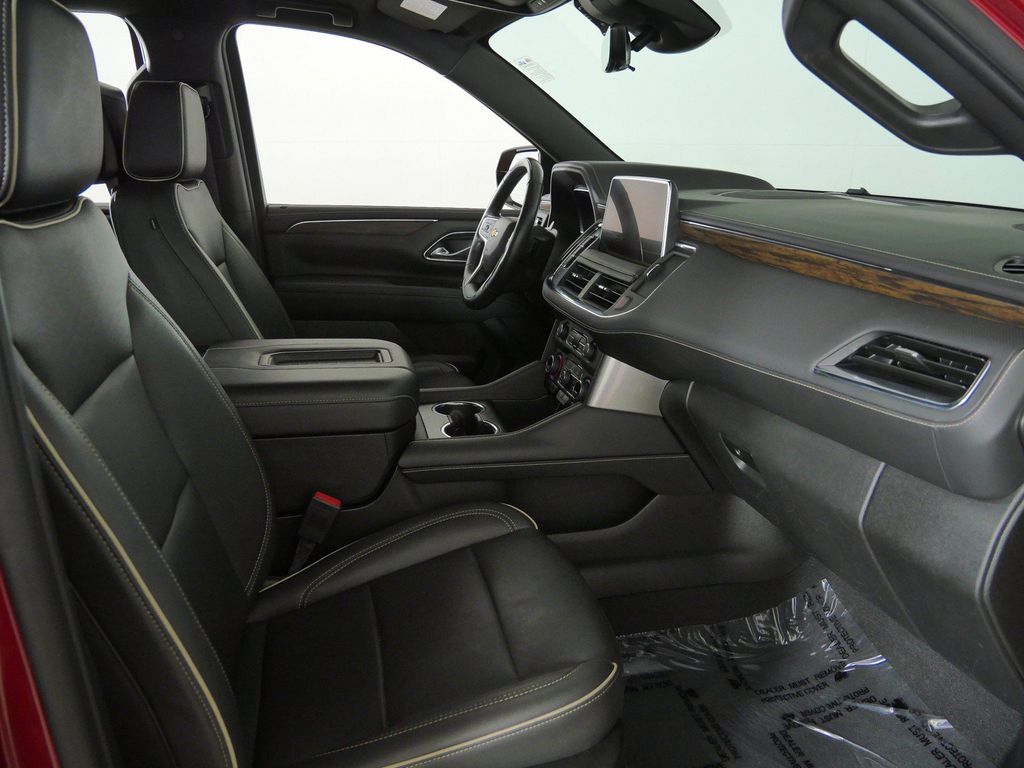 Thumbnail: 2023 Chevrolet Tahoe - 10