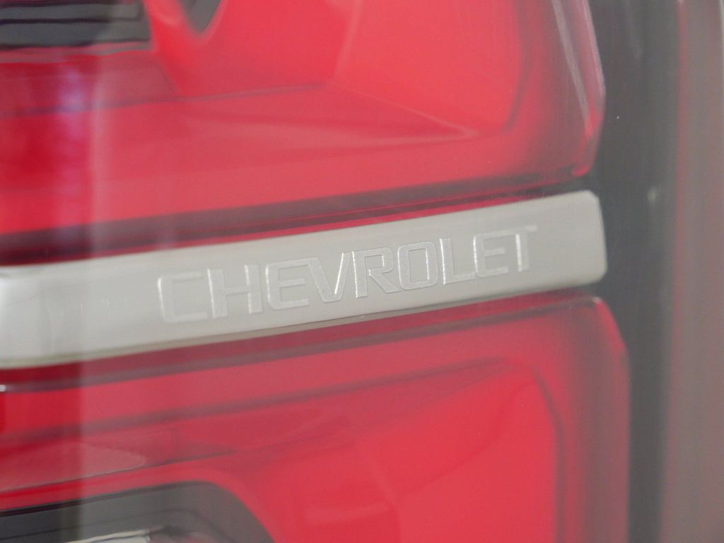 Thumbnail: 2023 Chevrolet Tahoe - 27
