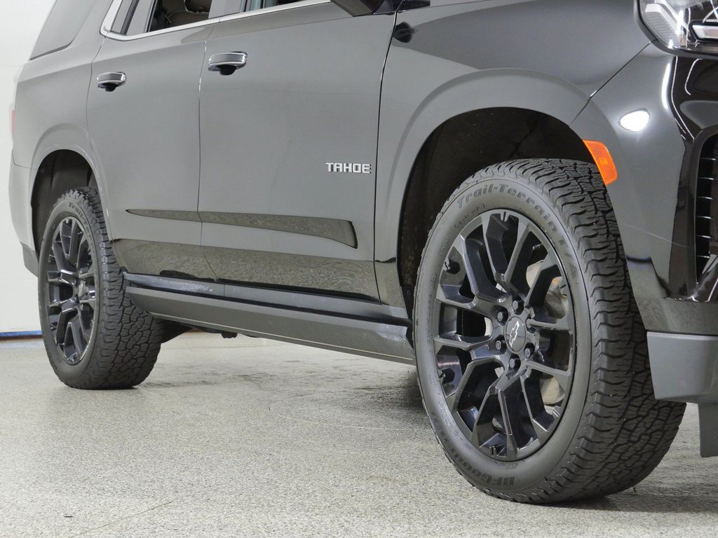 Thumbnail: 2022 Chevrolet Tahoe - 7