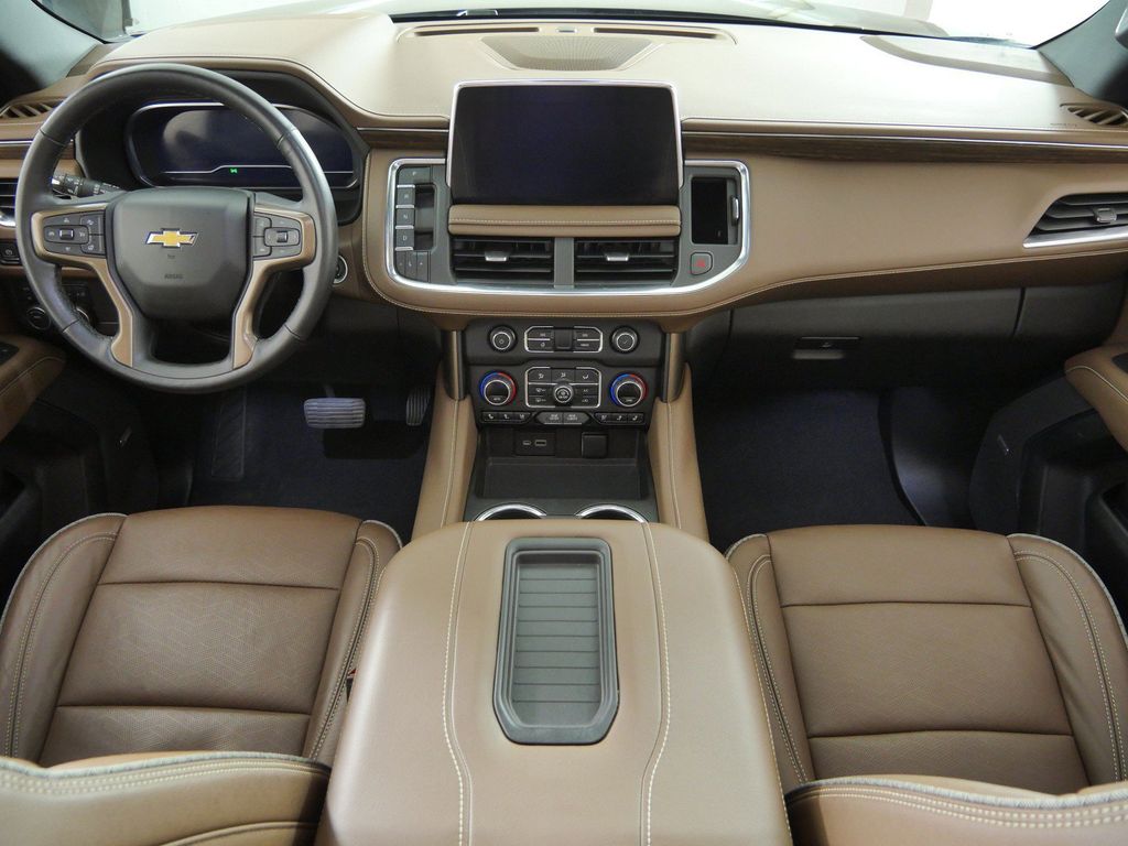 Thumbnail: 2022 Chevrolet Tahoe - 2