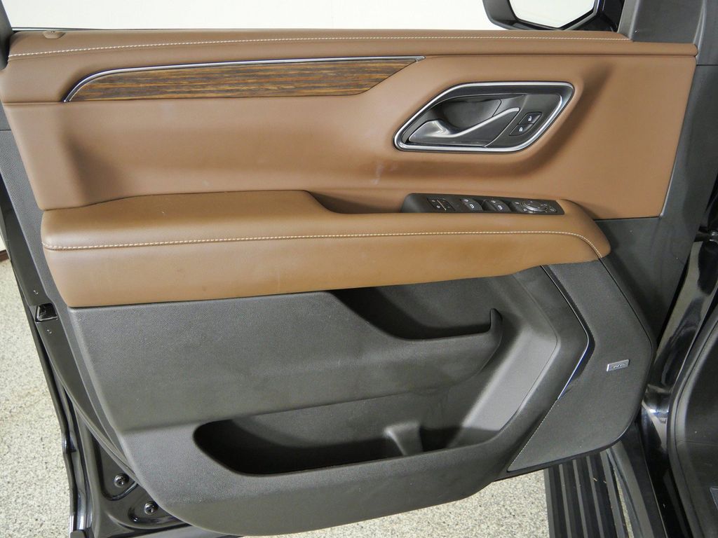 Thumbnail: 2022 Chevrolet Tahoe - 35