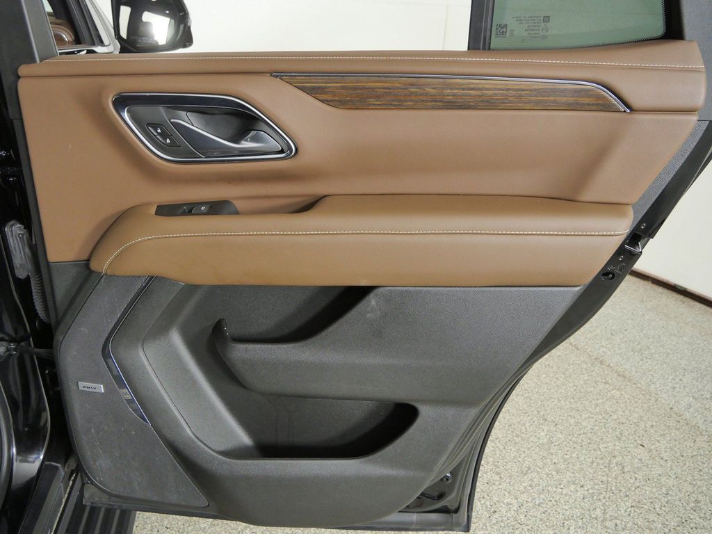 Thumbnail: 2022 Chevrolet Tahoe - 28