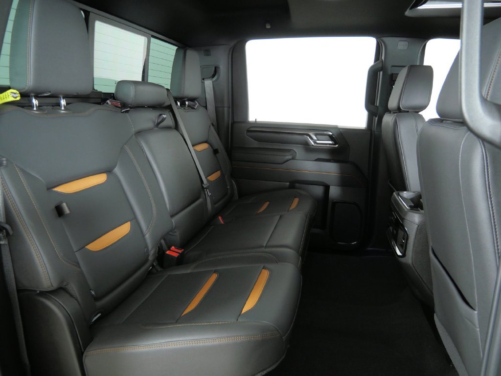 Thumbnail: 2024 GMC Sierra 3500 - 31