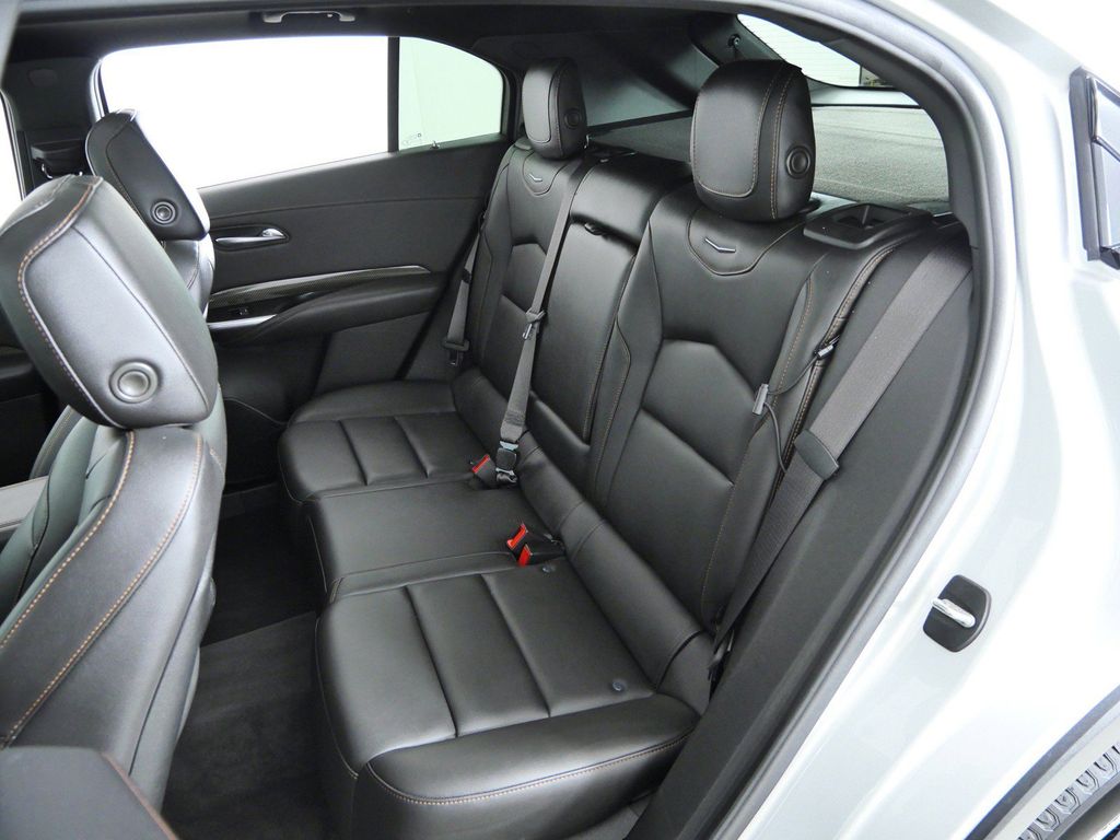 Thumbnail: 2019 Cadillac XT4 - 36