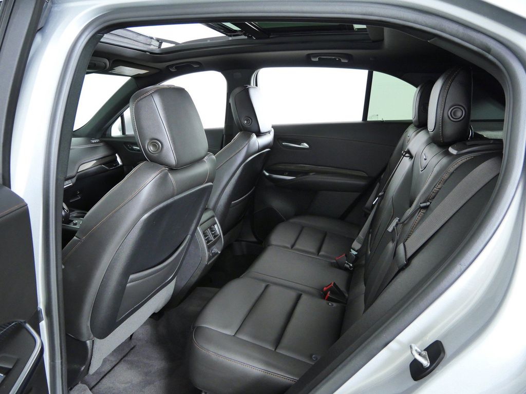 Thumbnail: 2019 Cadillac XT4 - 35