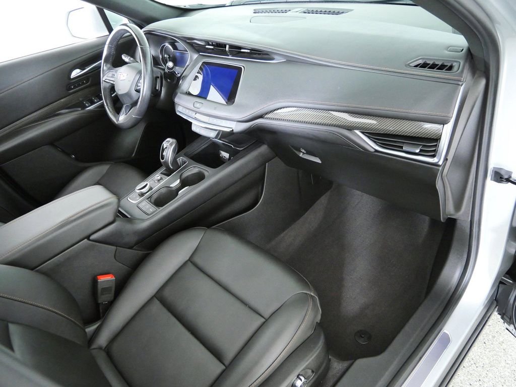 Thumbnail: 2019 Cadillac XT4 - 8