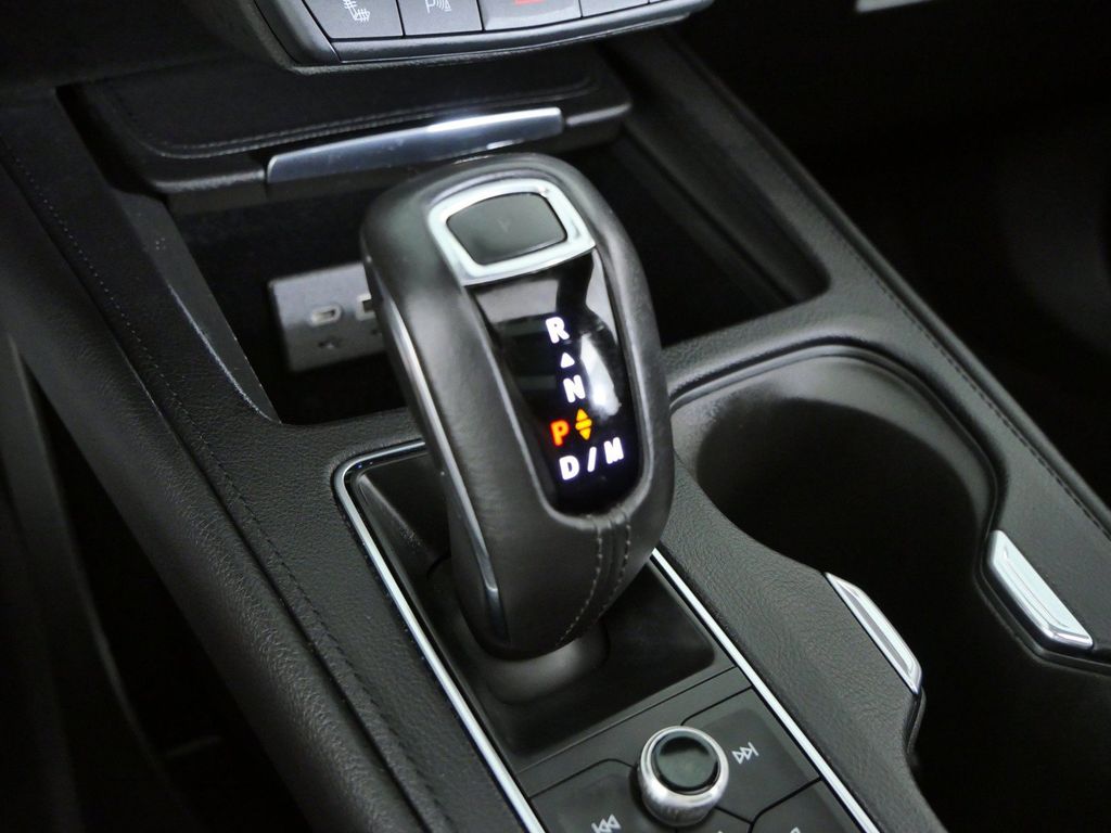 Thumbnail: 2019 Cadillac XT4 - 46