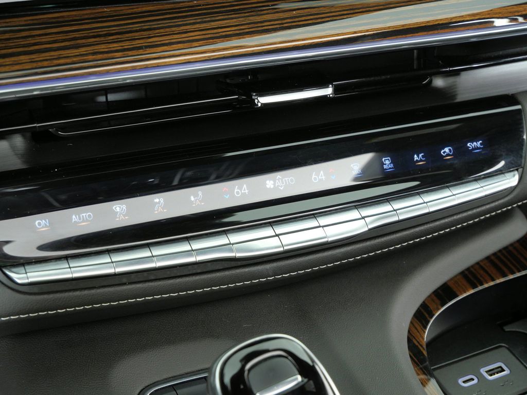 Thumbnail: 2023 Cadillac Escalade - 39