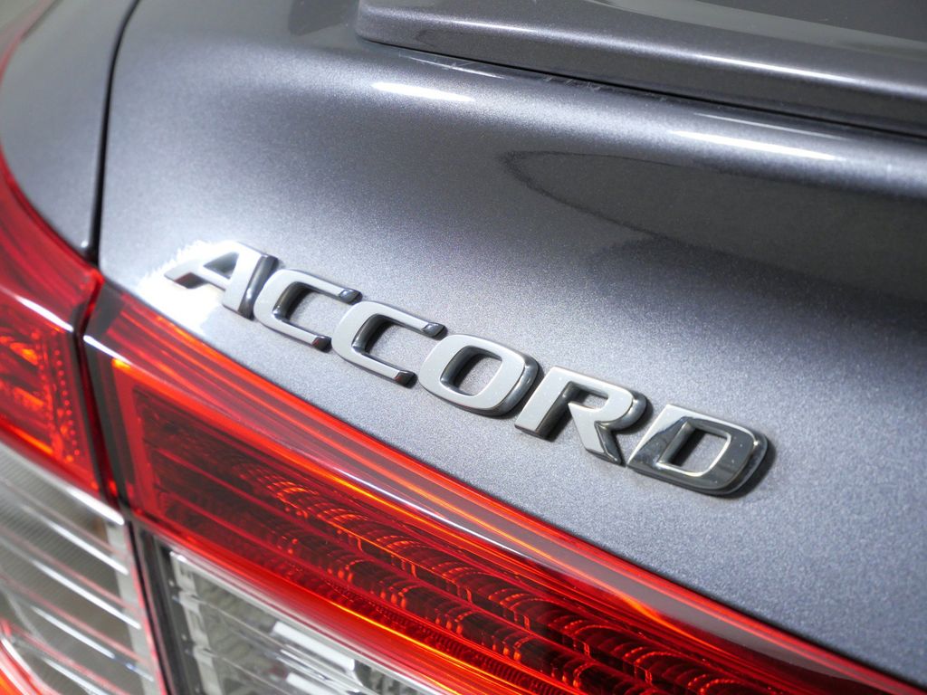 Thumbnail: 2018 Honda Accord - 24