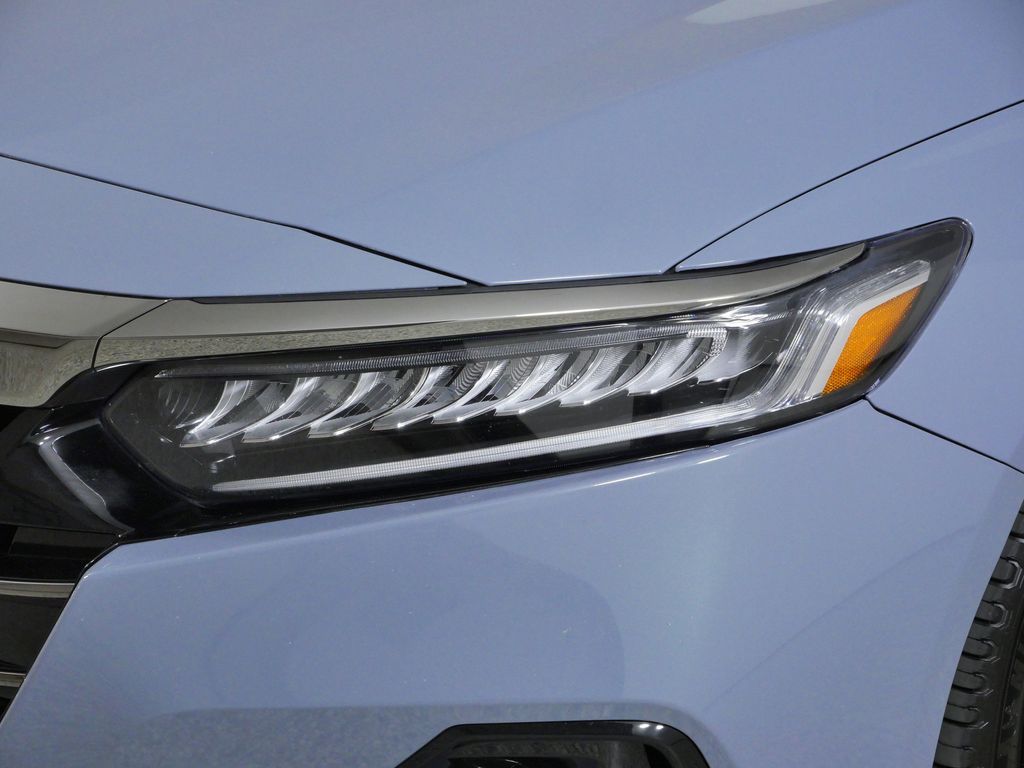 Thumbnail: 2022 Honda Accord - 16
