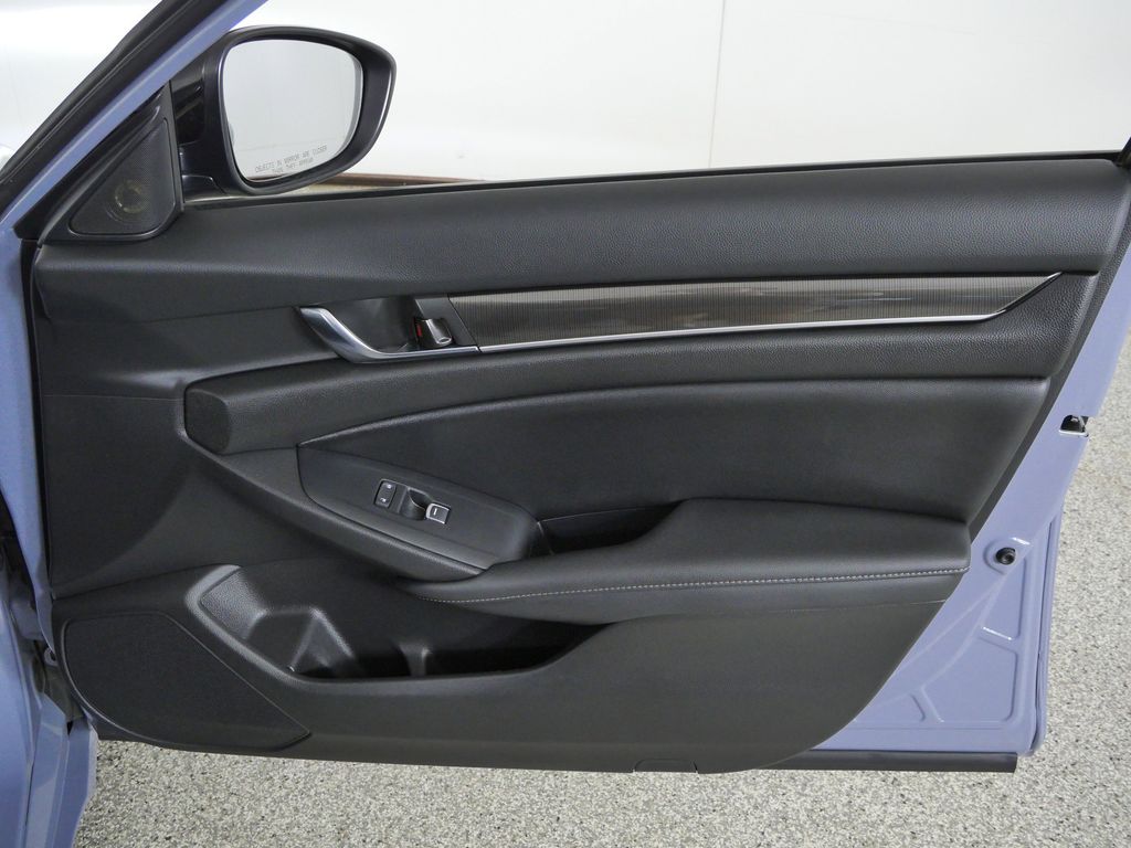Thumbnail: 2022 Honda Accord - 26