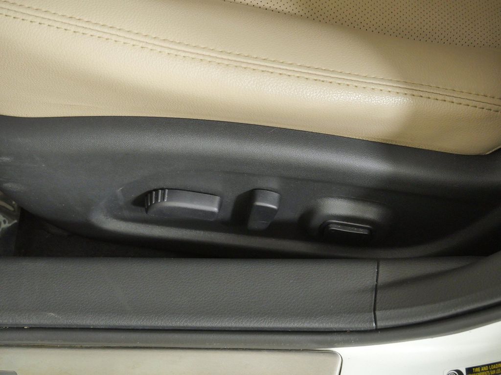 Thumbnail: 2016 Nissan Altima - 39