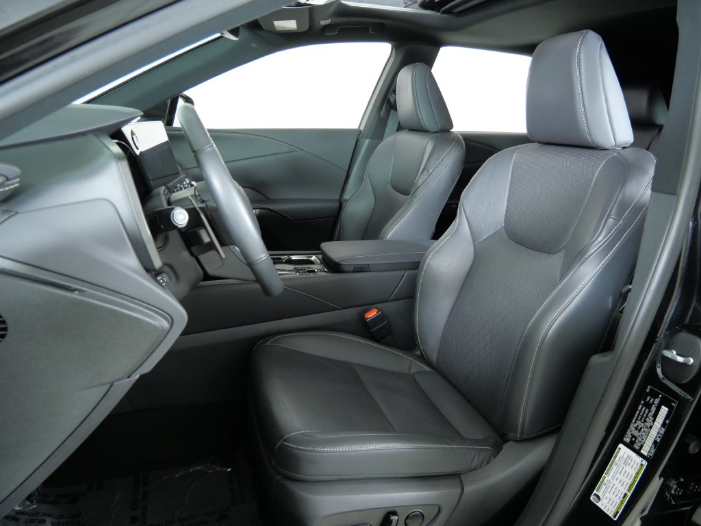 Thumbnail: 2023 Lexus RX - 37