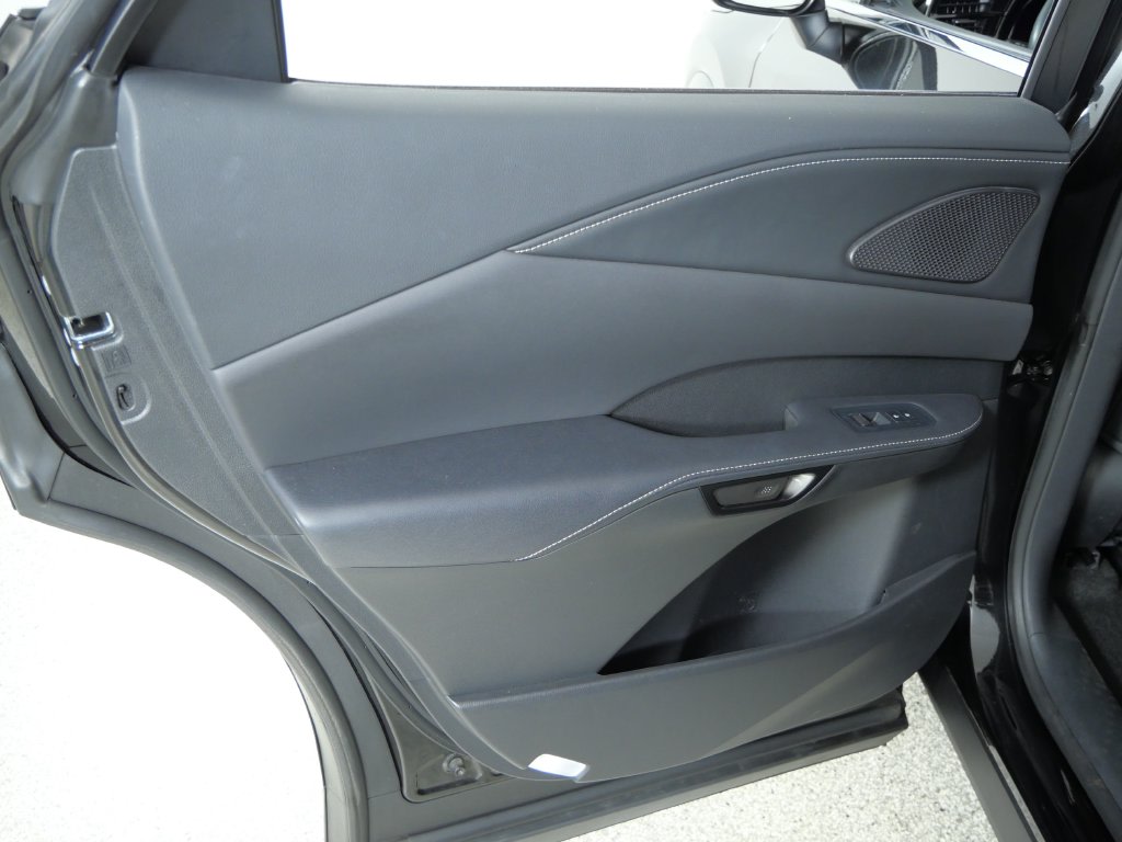 Thumbnail: 2023 Lexus RX - 32
