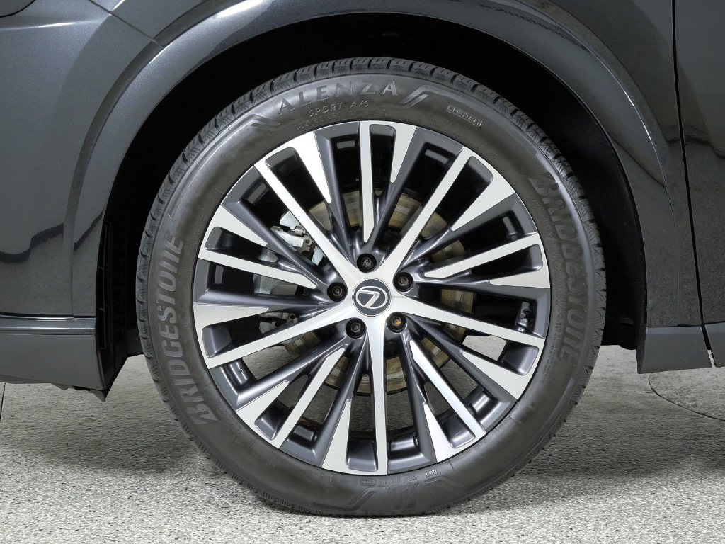 Thumbnail: 2023 Lexus RX - 7