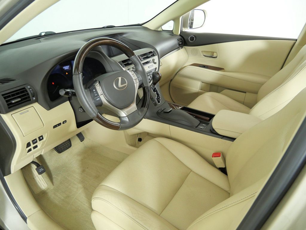 Thumbnail: 2013 Lexus RX - 33