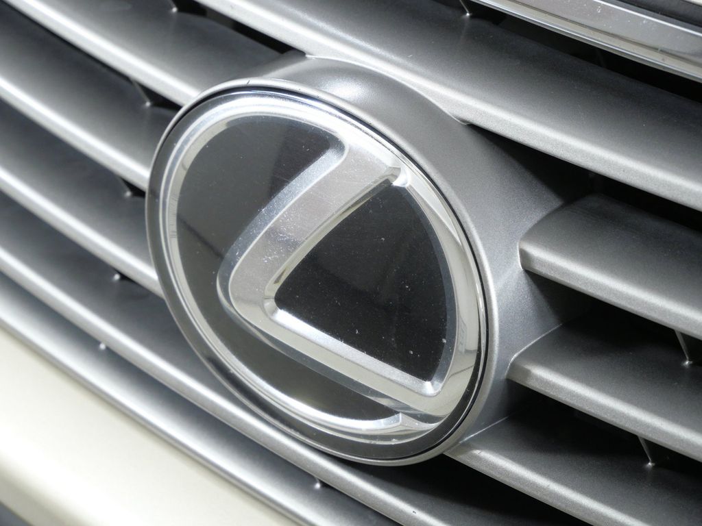 Thumbnail: 2013 Lexus RX - 6