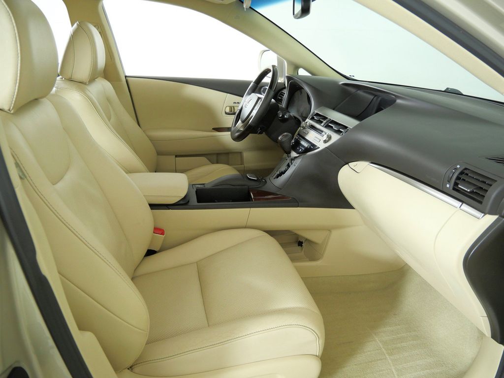 Thumbnail: 2013 Lexus RX - 8