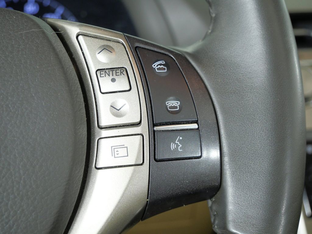 Thumbnail: 2013 Lexus RX - 38