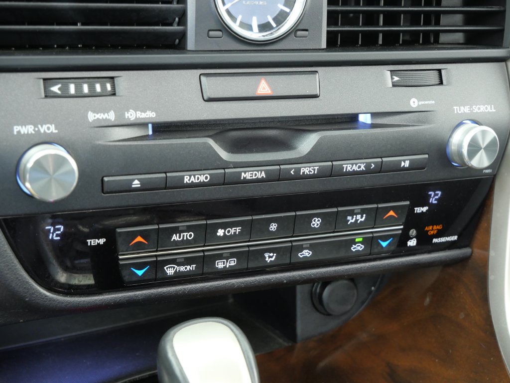 Thumbnail: 2016 Lexus RX - 34