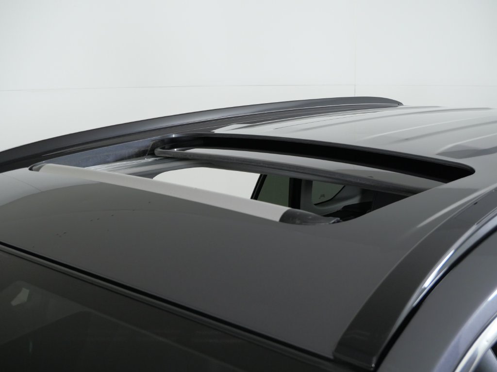 Thumbnail: 2023 Toyota RAV4 - 27