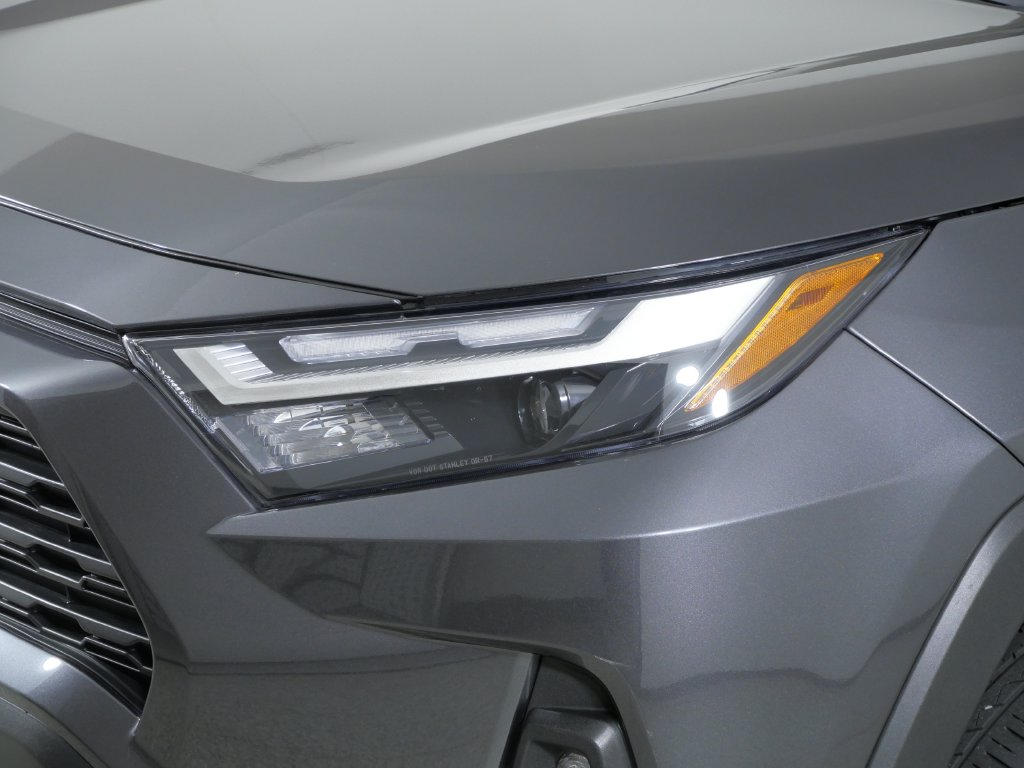 Thumbnail: 2023 Toyota RAV4 - 18