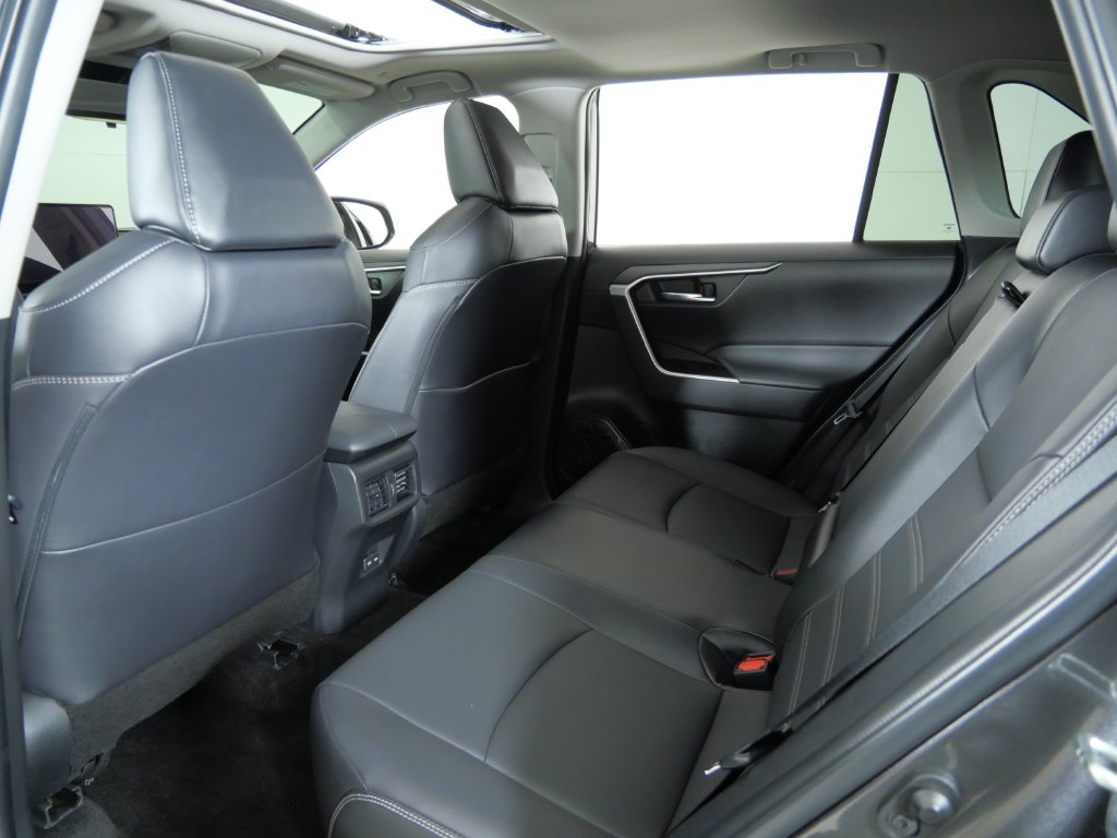 Thumbnail: 2023 Toyota RAV4 - 34