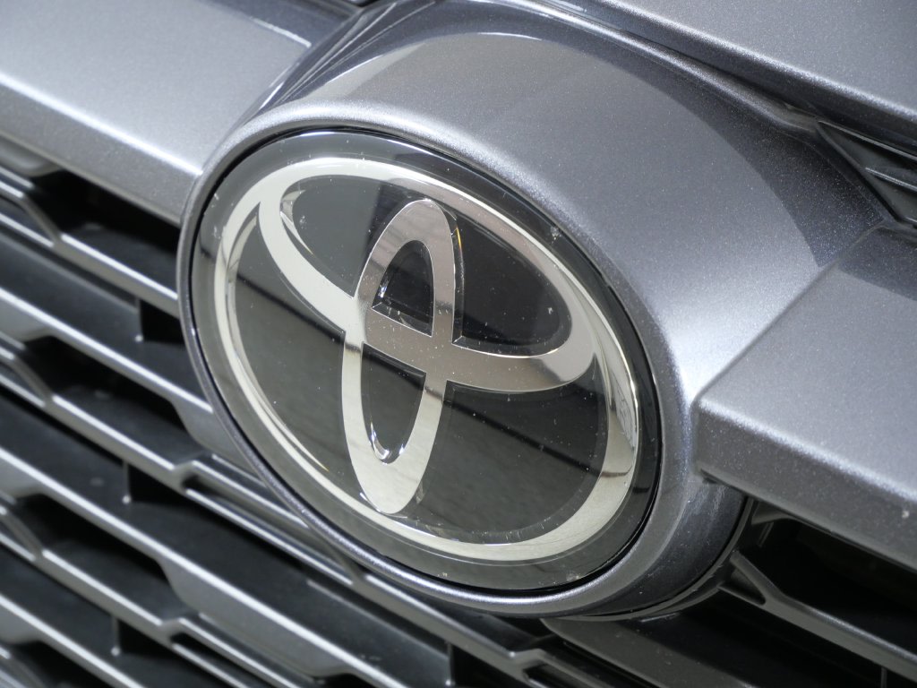Thumbnail: 2023 Toyota RAV4 - 7