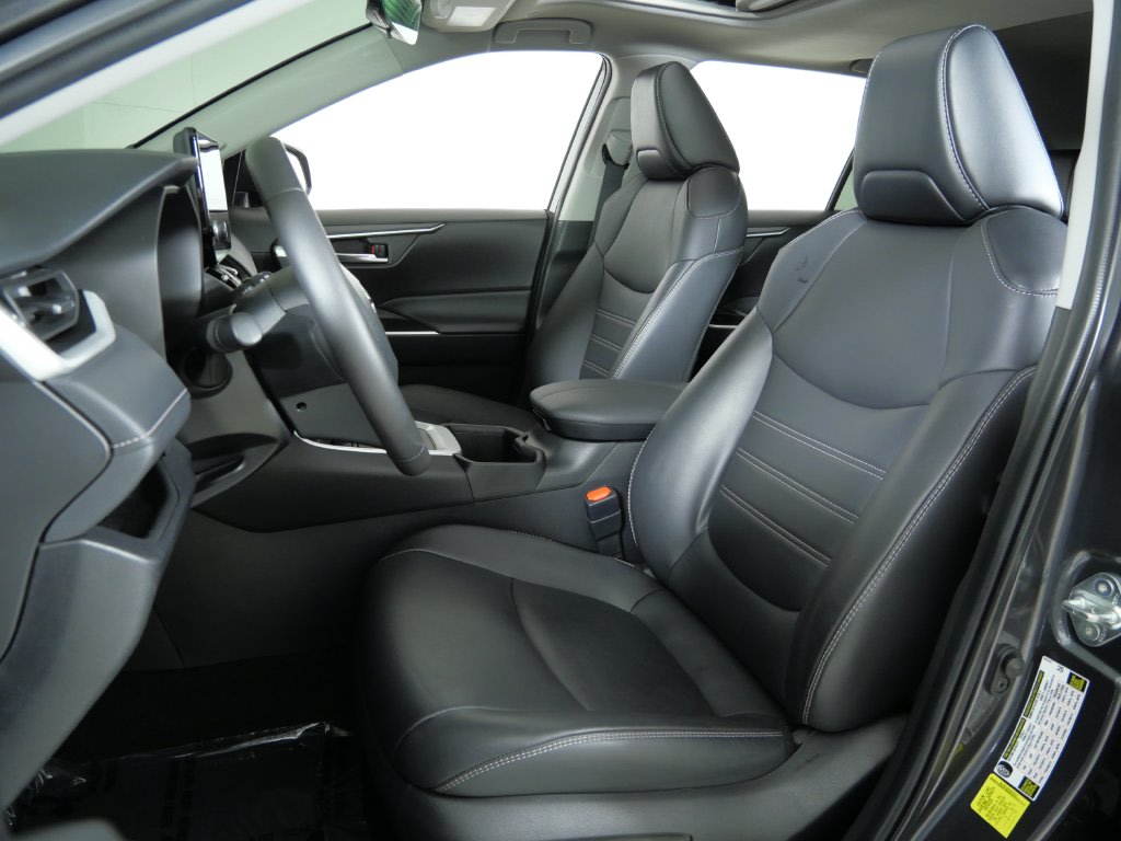 Thumbnail: 2023 Toyota RAV4 - 37
