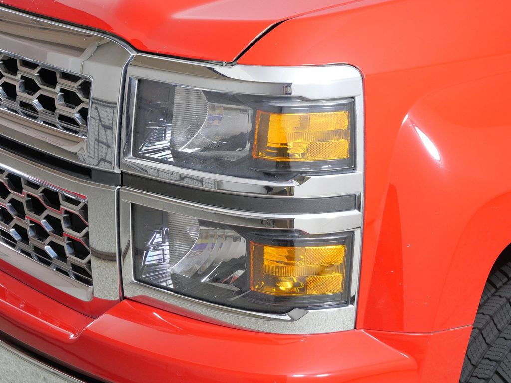 Thumbnail: 2014 Chevrolet Silverado 1500 - 17