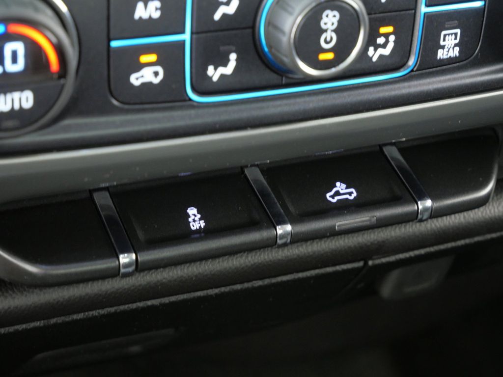 Thumbnail: 2014 Chevrolet Silverado 1500 - 35