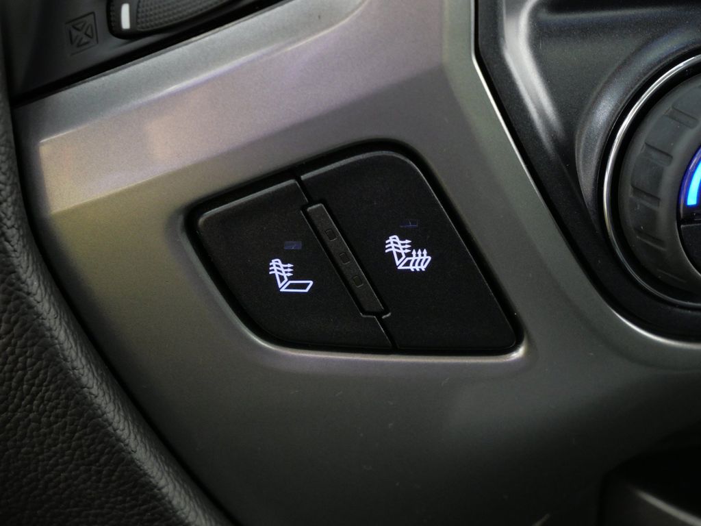 Thumbnail: 2014 Chevrolet Silverado 1500 - 36