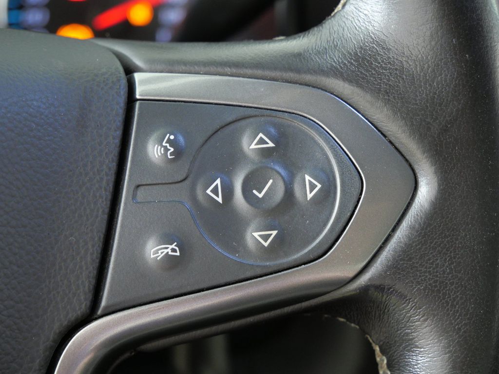 Thumbnail: 2014 Chevrolet Silverado 1500 - 33