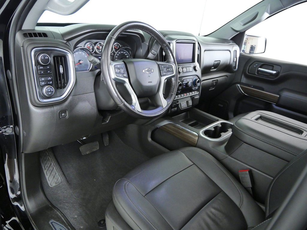 Thumbnail: 2022 Chevrolet Silverado 1500 - 8