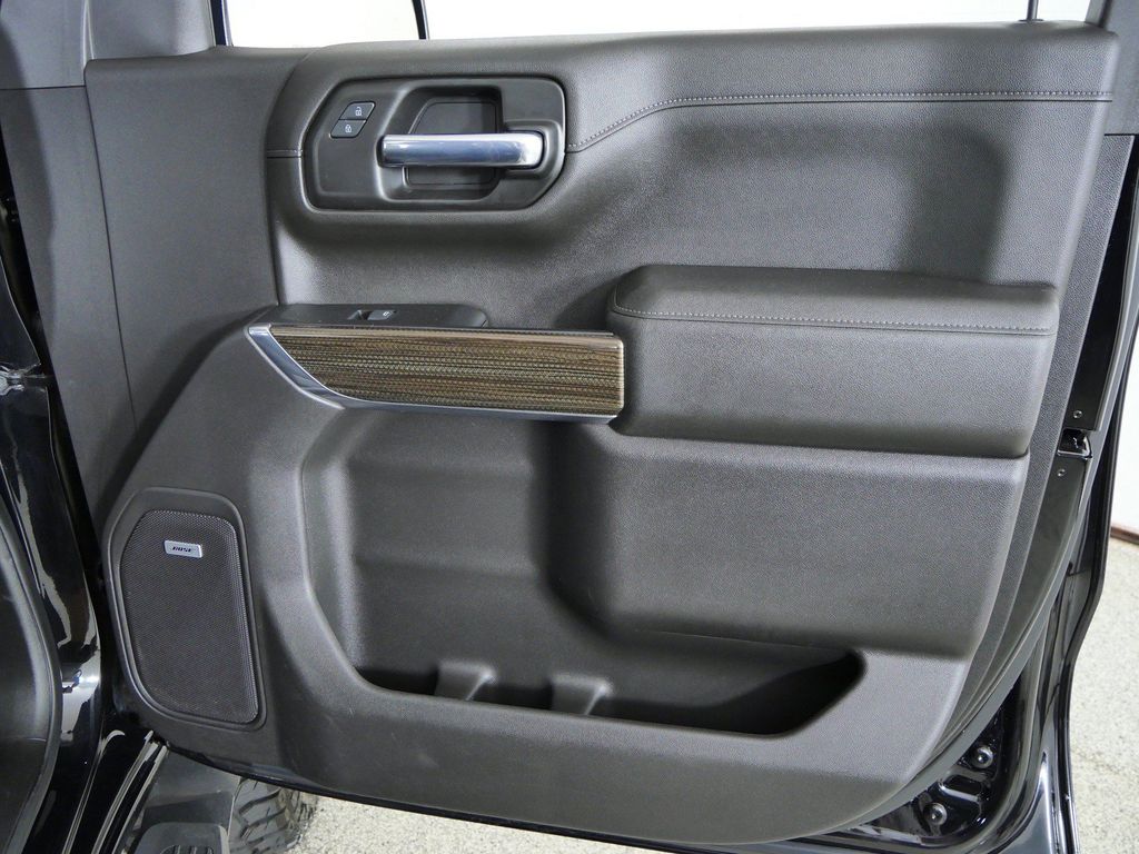 Thumbnail: 2022 Chevrolet Silverado 1500 - 28