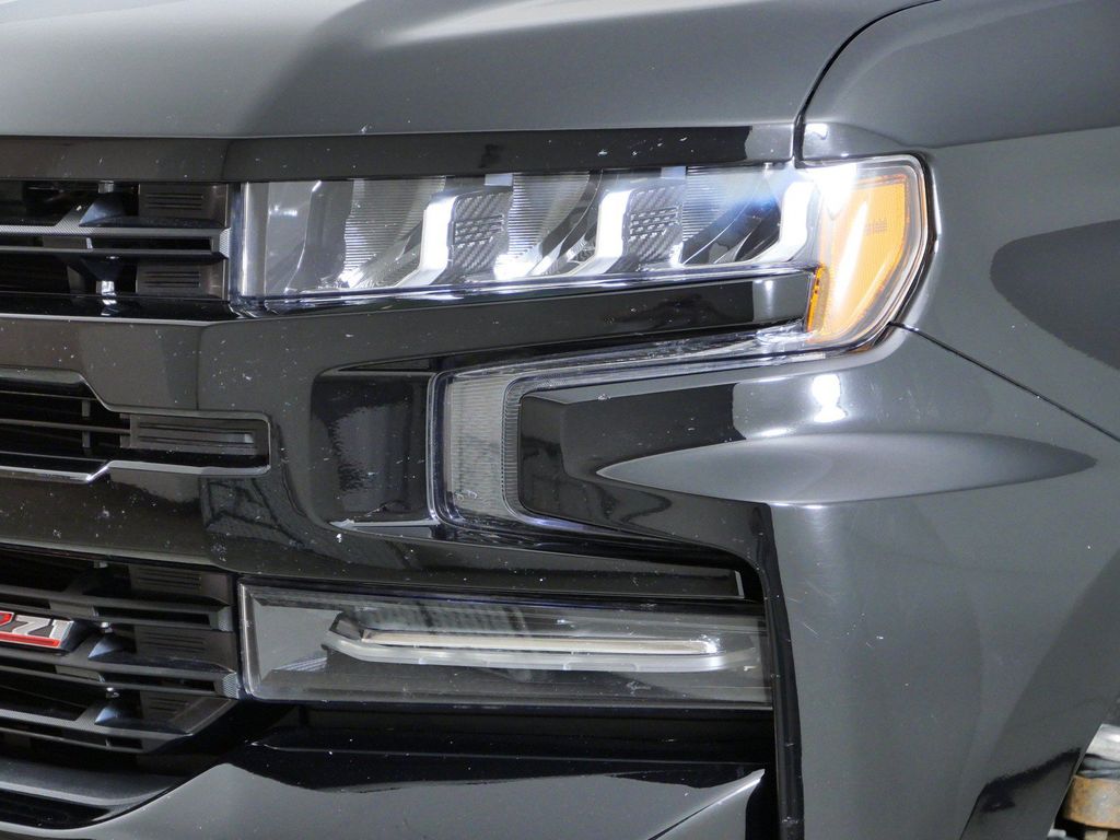 Thumbnail: 2022 Chevrolet Silverado 1500 - 17
