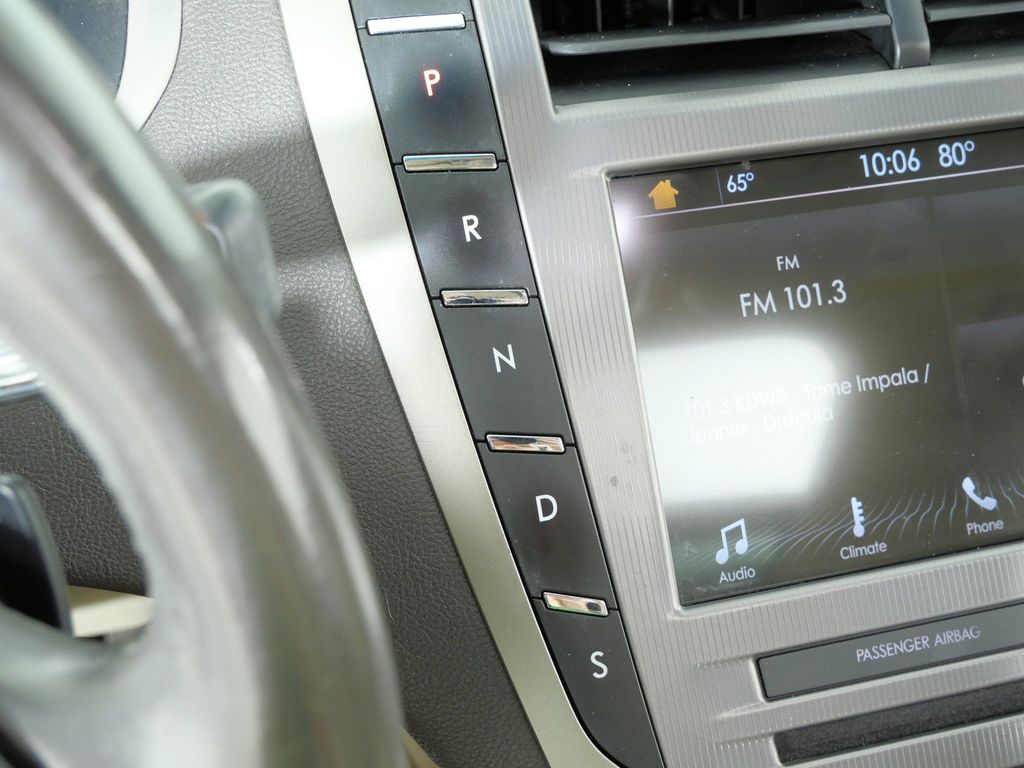 Thumbnail: 2017 Lincoln MKZ - 11