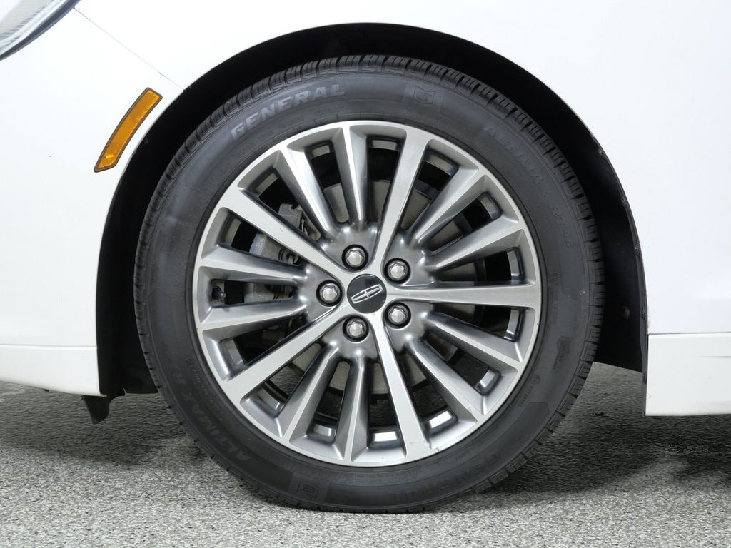 Thumbnail: 2017 Lincoln MKZ - 7