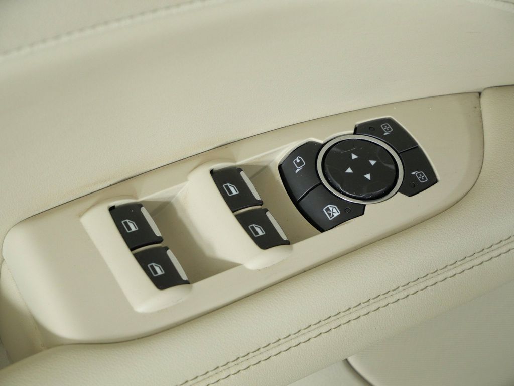 Thumbnail: 2017 Lincoln MKZ - 37