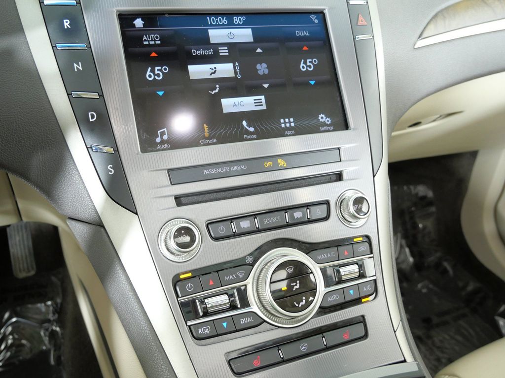 Thumbnail: 2017 Lincoln MKZ - 46