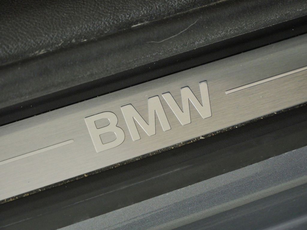 Thumbnail: 2023 BMW 3 Series - 30