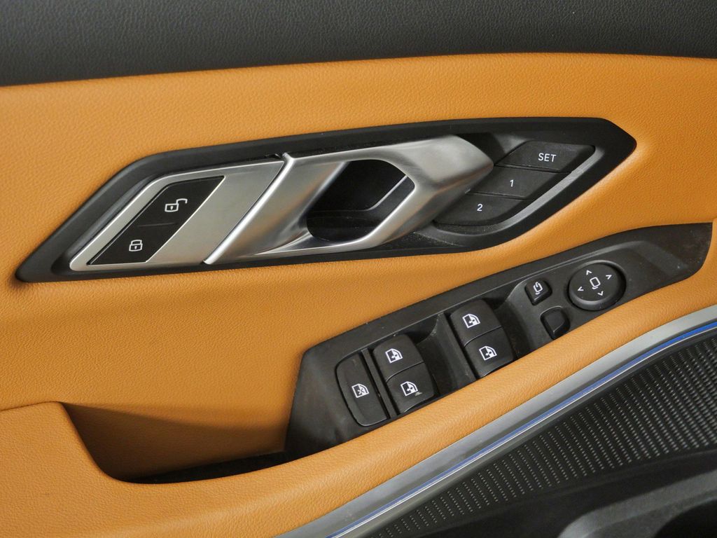 Thumbnail: 2023 BMW 3 Series - 40