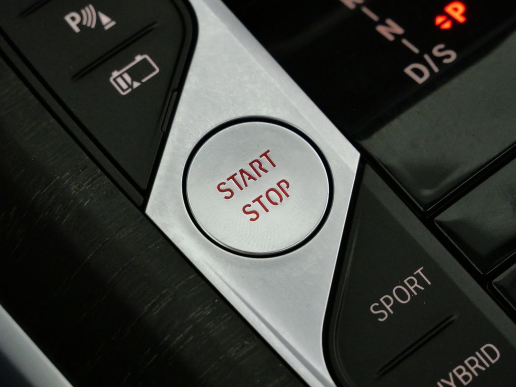 Thumbnail: 2023 BMW 3 Series - 50