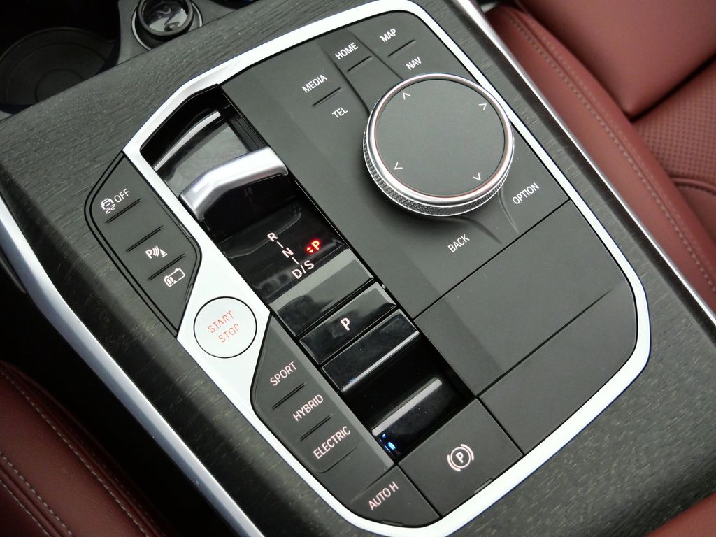 Thumbnail: 2023 BMW 3 Series - 13