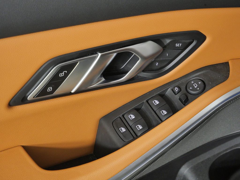 Thumbnail: 2023 BMW 3 Series - 39