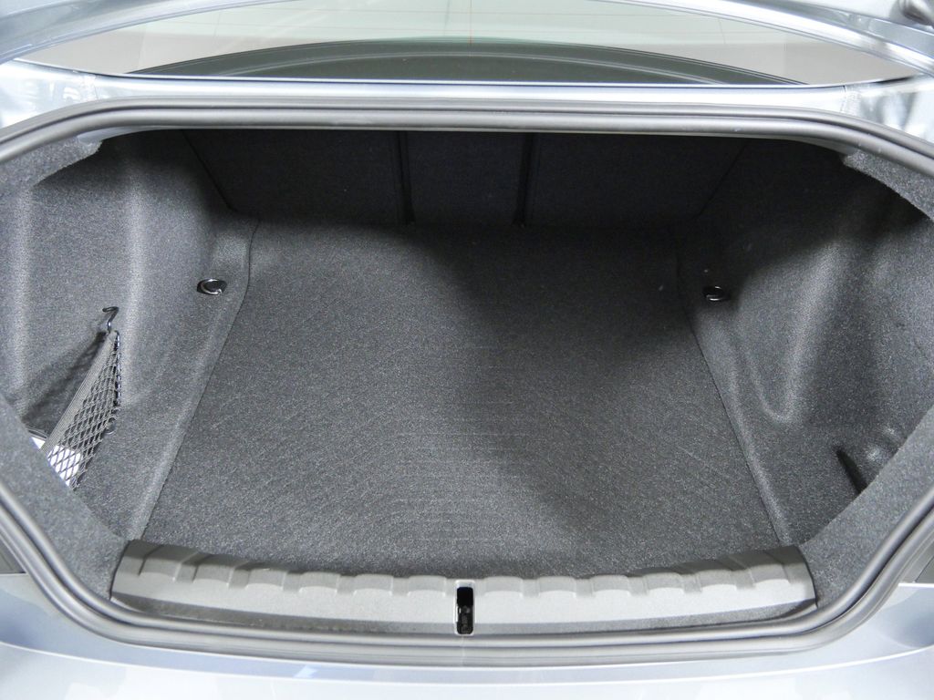 Thumbnail: 2025 BMW 2 Series - 15