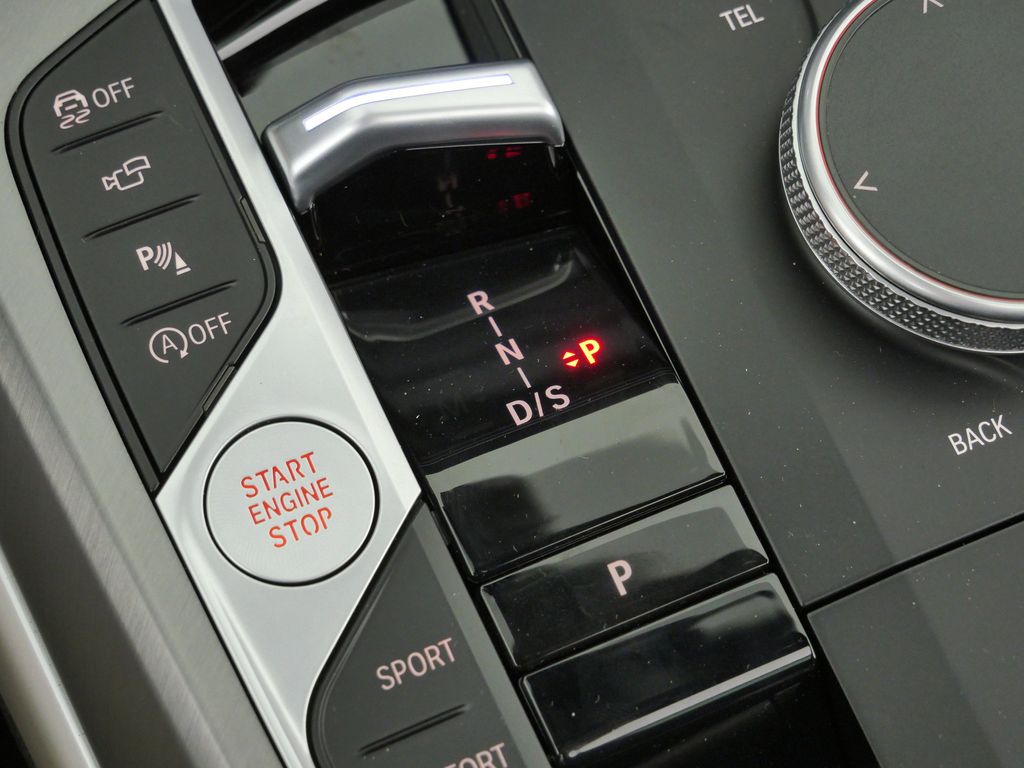 Thumbnail: 2025 BMW 2 Series - 13